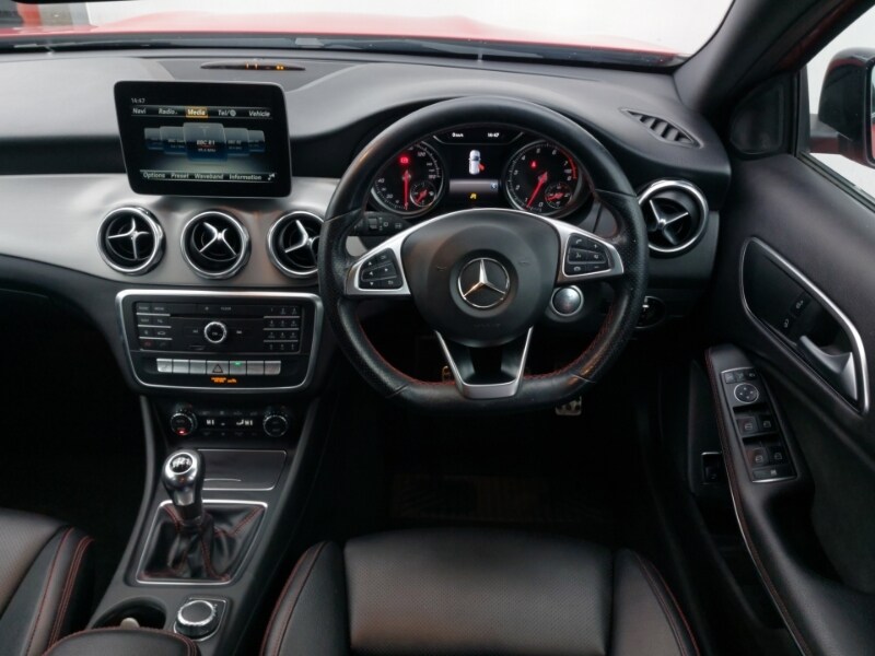 Used Mercedes-Benz GLA 2018 for sale - 77907864: Photo 11