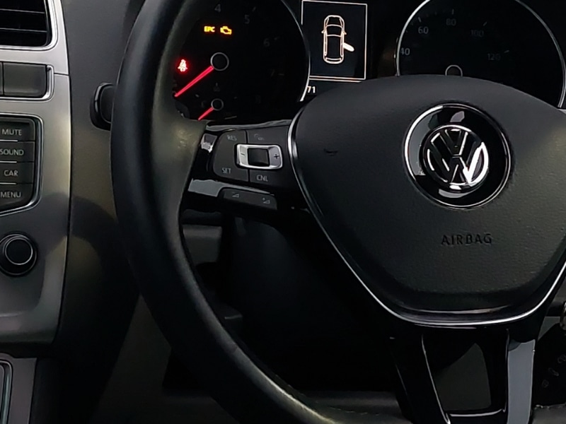 Used Volkswagen Polo 2016 for sale - 77201920: Photo 10