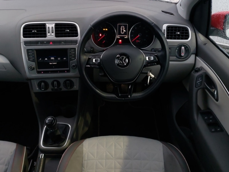 Used Volkswagen Polo 2016 for sale - 77201920: Photo 11