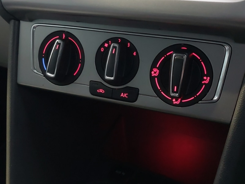 Used Volkswagen Polo 2016 for sale - 77201920: Photo 17