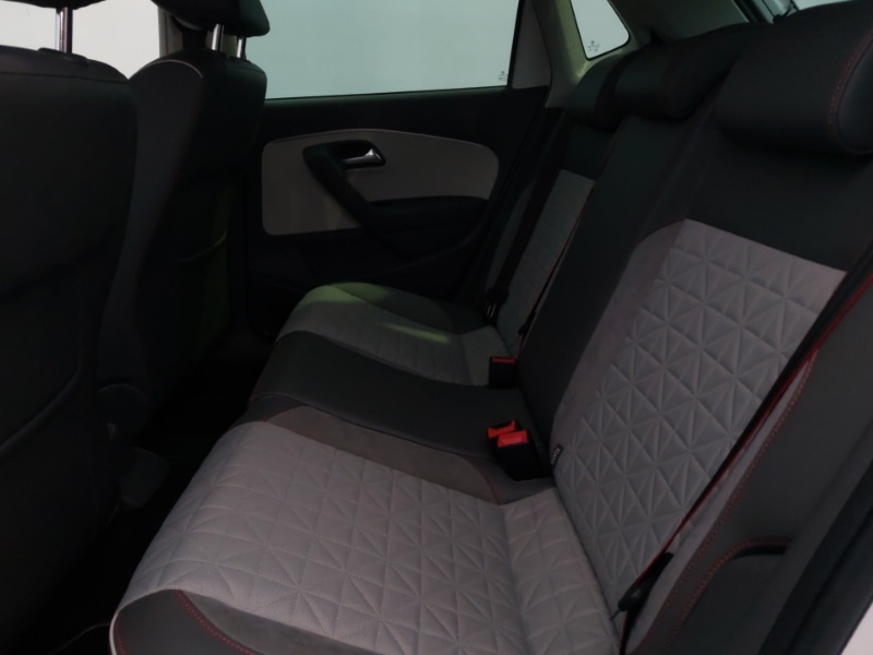 Used Volkswagen Polo 2016 for sale - 77201920: Photo 6