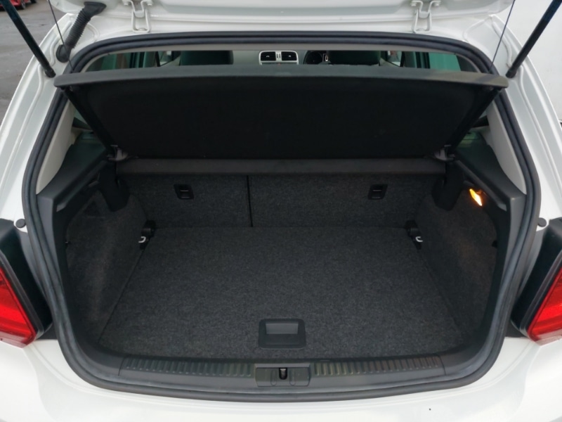 Used Volkswagen Polo 2016 for sale - 77201920: Photo 8