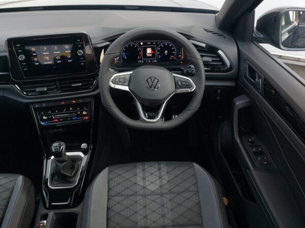 Used Volkswagen T-Roc 2025 for sale - 75605511: Photo 11