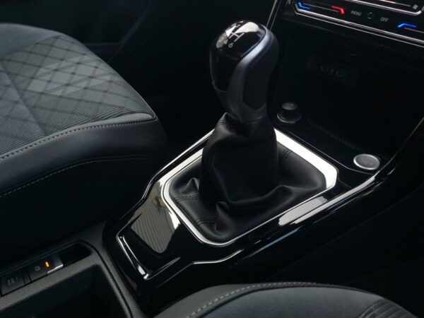 Used Volkswagen T-Roc 2025 for sale - 75605511: Photo 16