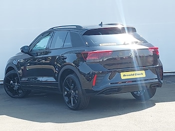 Used Volkswagen T-Roc 2025 for sale - 75605511: Photo