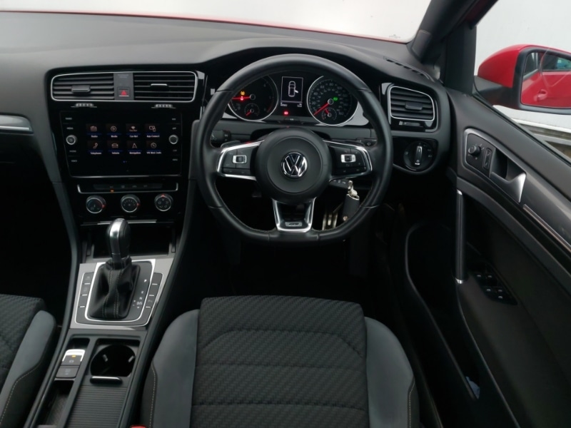 Used Volkswagen Golf 2017 for sale - 76254700: Photo 11