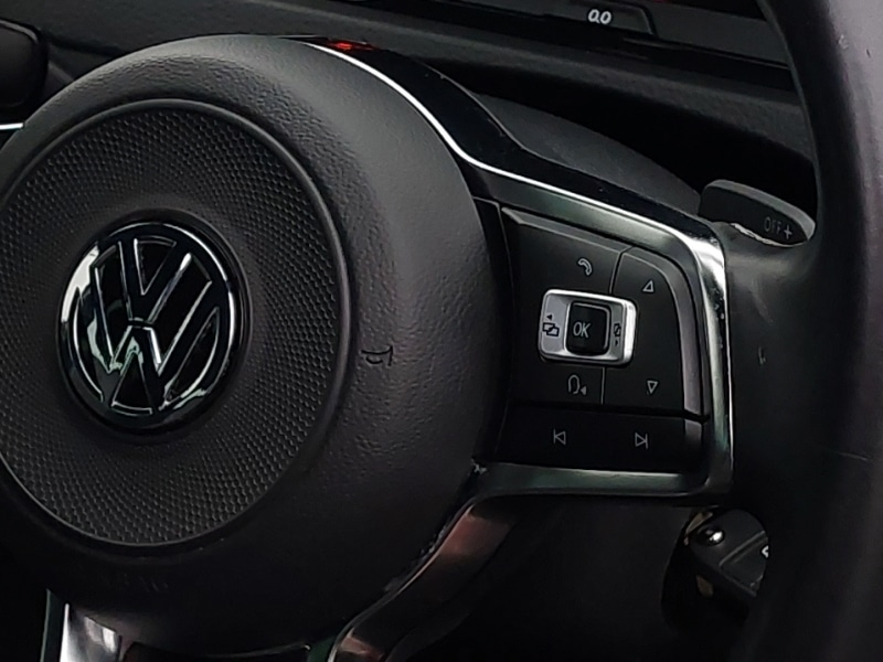 Used Volkswagen Golf 2017 for sale - 76254700: Photo 13