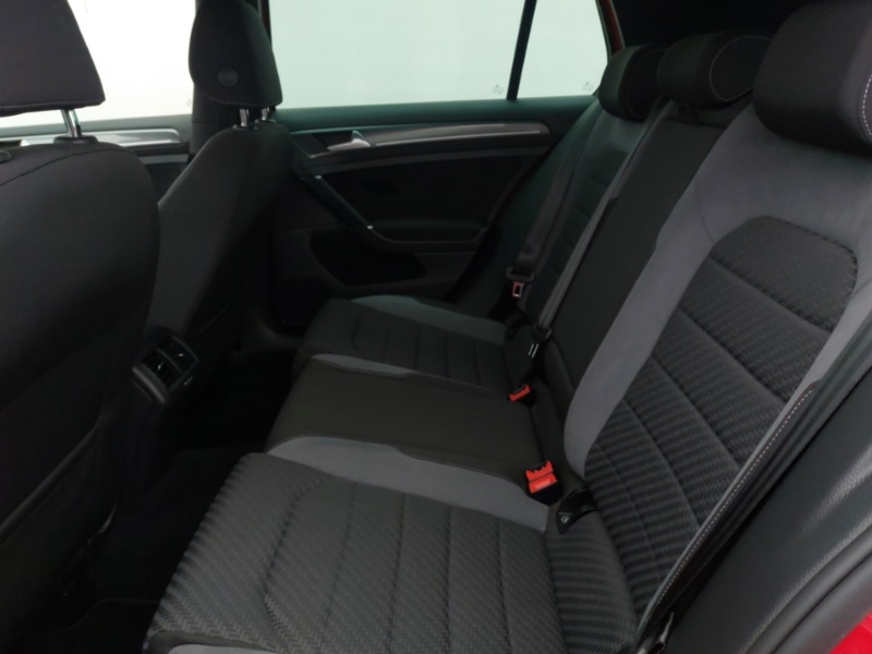 Used Volkswagen Golf 2017 for sale - 76254700: Photo 6