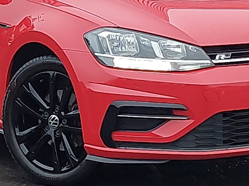 Used Volkswagen Golf 2017 for sale - 76254700: Photo 9