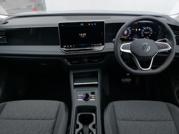 Used Volkswagen Tiguan 2025 for sale - 75256383: Photo