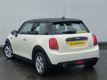 Used MINI Hatch 2019 for sale - 78795403: Photo
