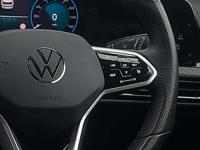 Used Volkswagen Golf 2023 for sale - 78125760: Photo 14