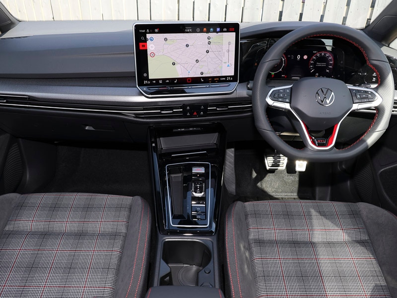 Used Volkswagen Golf 2025 for sale - 76726378: Photo 2