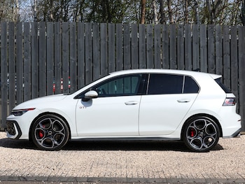 Used Volkswagen Golf 2025 for sale - 76726378: Photo