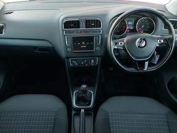 Used Volkswagen Polo 2017 for sale - 77209232: Photo