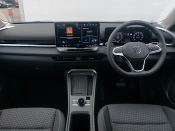 Used Volkswagen T-Roc 2026 for sale - 79332619: Photo