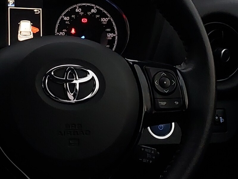 Used Toyota Yaris 2018 for sale - 76795292: Photo 13