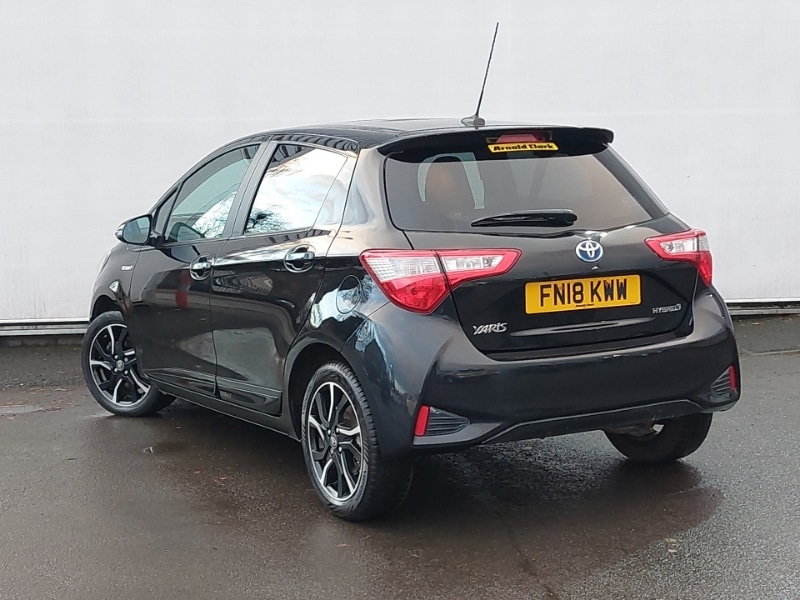 Used Toyota Yaris 2018 for sale - 76795292: Photo 3