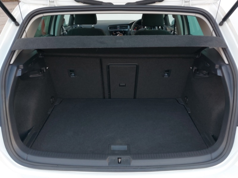 Used Volkswagen Golf 2019 for sale - 77197936: Photo 8