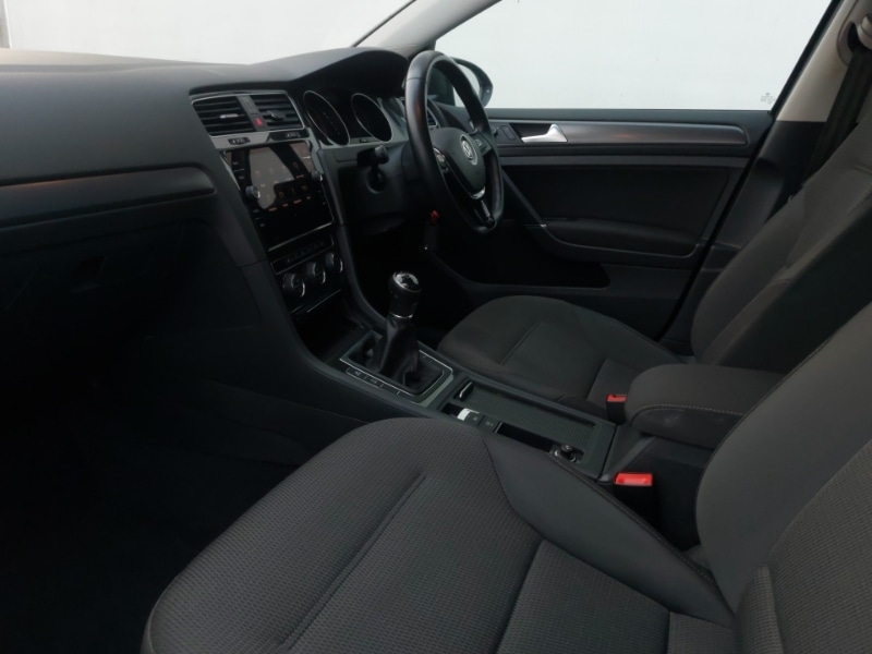 Used Volkswagen Golf 2020 for sale - 77197950: Photo 5