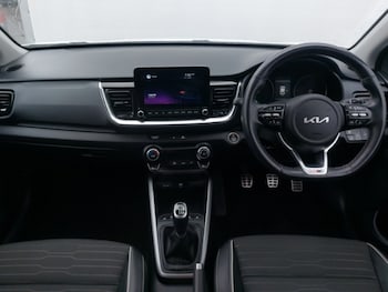 Used Kia Stonic 2022 for sale - 78872276: Photo