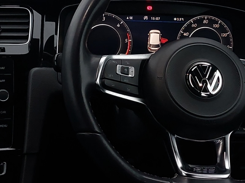 Used Volkswagen Golf 2018 for sale - 77343138: Photo 10