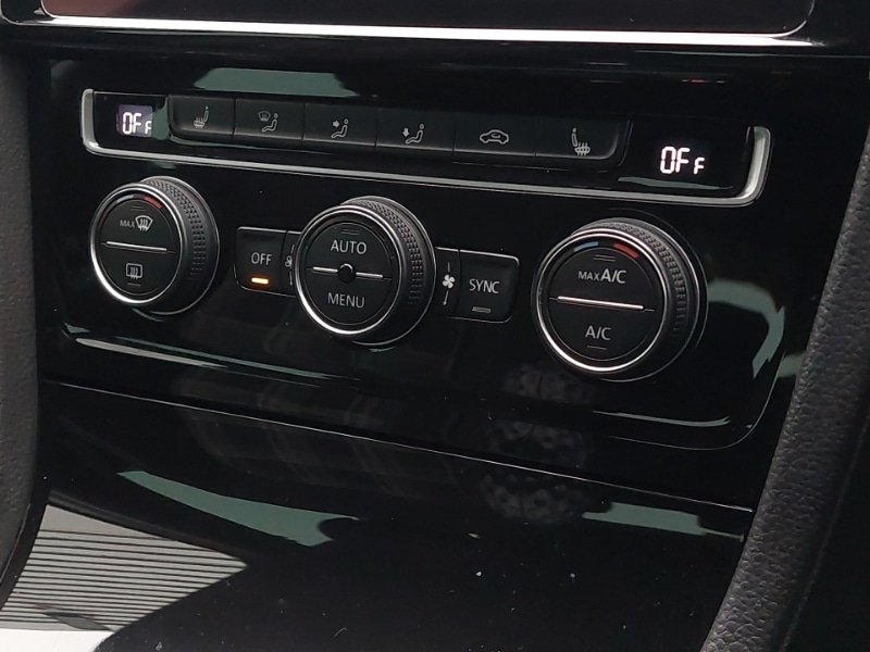 Used Volkswagen Golf 2018 for sale - 77343138: Photo 16