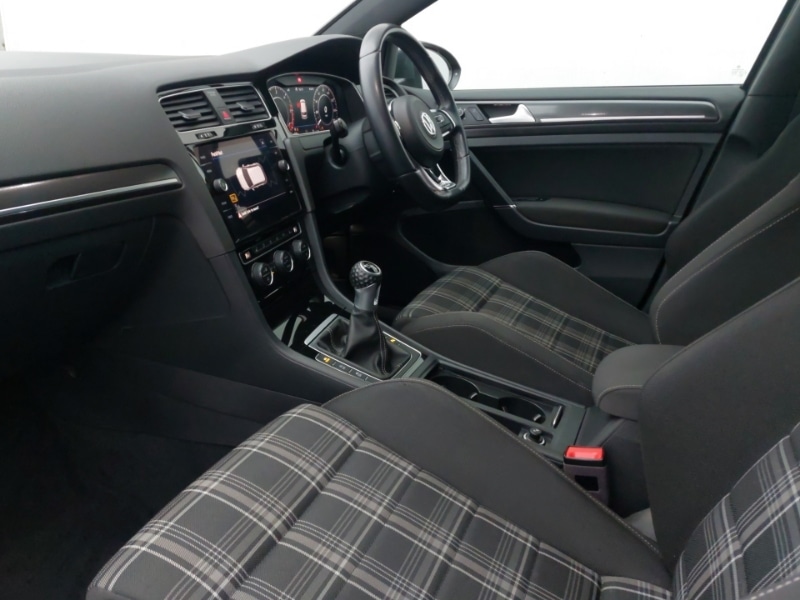 Used Volkswagen Golf 2018 for sale - 77343138: Photo 5