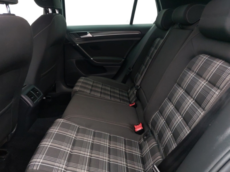 Used Volkswagen Golf 2018 for sale - 77343138: Photo 6