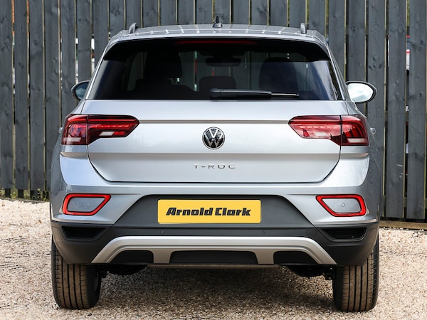 Used Volkswagen T-Roc 2025 for sale - 75198185: Photo 12