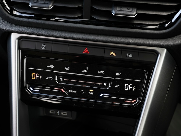 Used Volkswagen T-Roc 2025 for sale - 75198185: Photo 17