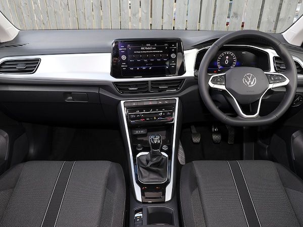 Used Volkswagen T-Roc 2025 for sale - 75198185: Photo 2