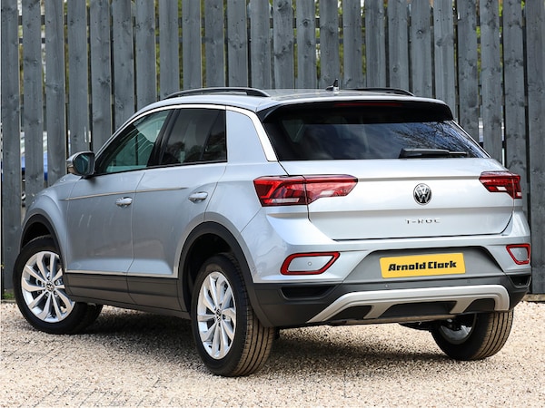 Used Volkswagen T-Roc 2025 for sale - 75198185: Photo 3
