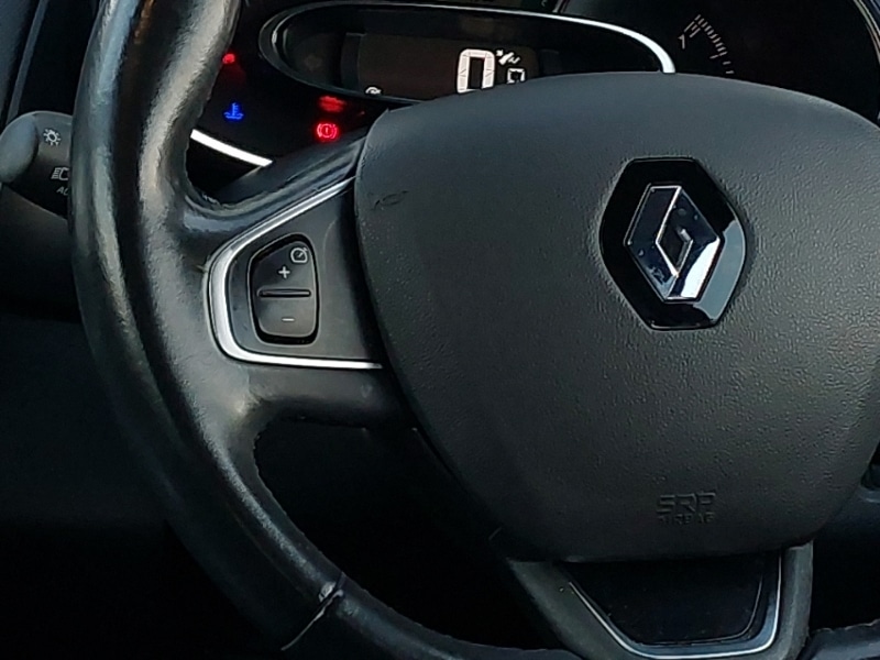 Used Renault Clio 2018 for sale - 76860694: Photo 10