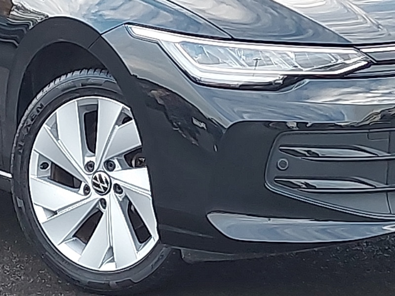 Used Volkswagen Golf 2024 for sale - 77338211: Photo 9