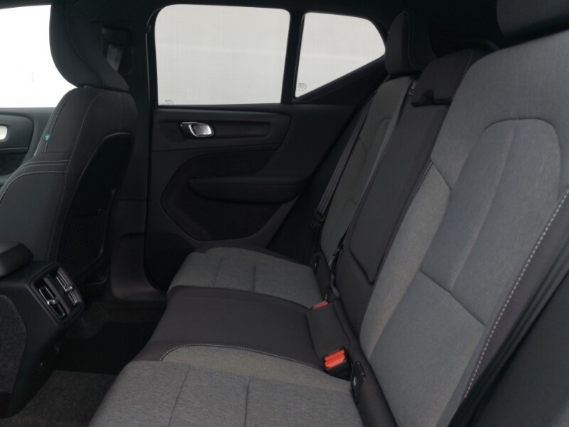 Used Volvo XC40 2025 for sale - 77548855: Photo 6