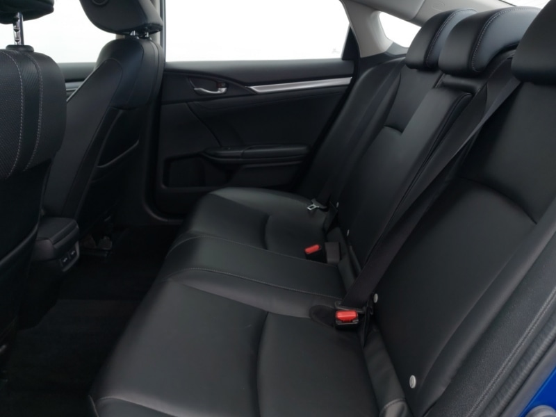 Used Honda Civic 2018 for sale - 76195238: Photo 6