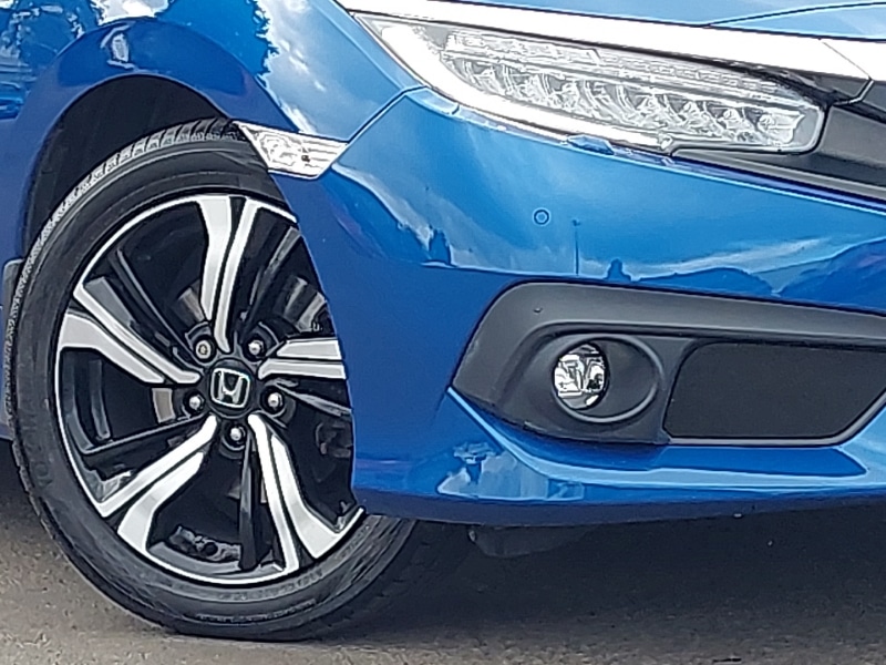 Used Honda Civic 2018 for sale - 76195238: Photo 9