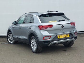 Used Volkswagen T-Roc 2025 for sale - 78089187: Photo
