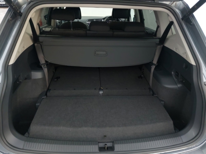 Used Volkswagen Tiguan Allspace 2021 for sale - 76880132: Photo 8