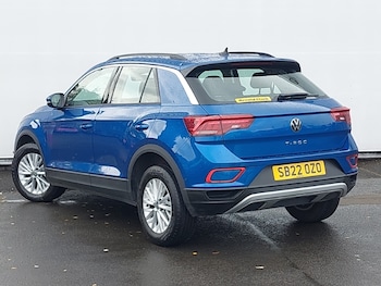Used Volkswagen T-Roc 2022 for sale - 76177991: Photo