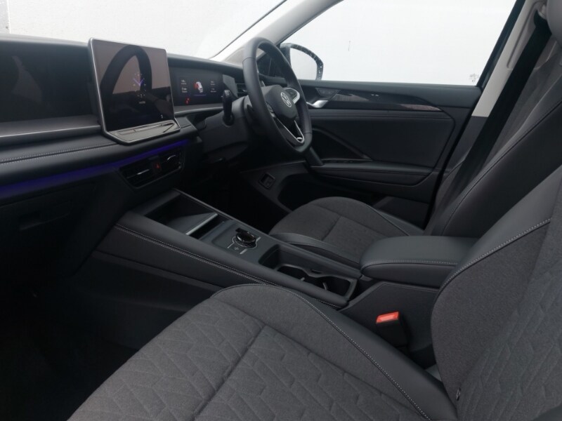 Used Volkswagen Touran 2025 for sale - 77999578: Photo 5