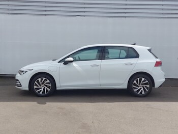 Used Volkswagen Golf 2022 for sale - 75429220: Photo