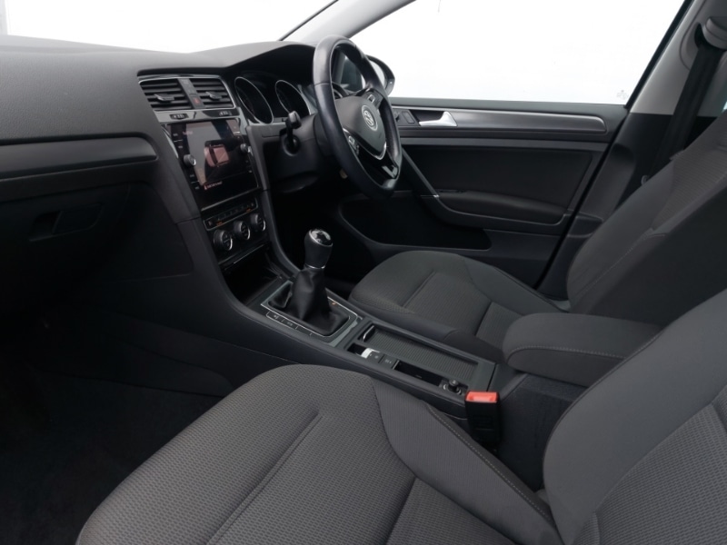 Used Volkswagen Golf 2020 for sale - 76325424: Photo 5