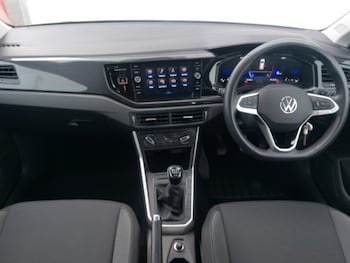 Used Volkswagen Polo 2023 for sale - 76208469: Photo 2