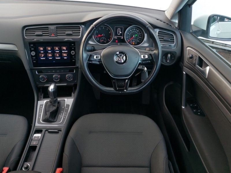 Used Volkswagen Golf 2018 for sale - 77197939: Photo 11