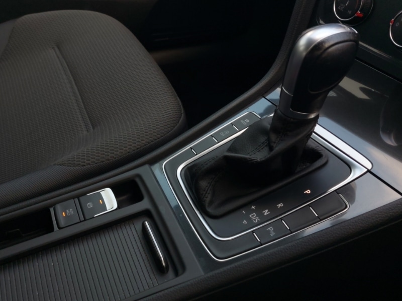 Used Volkswagen Golf 2018 for sale - 77197939: Photo 14