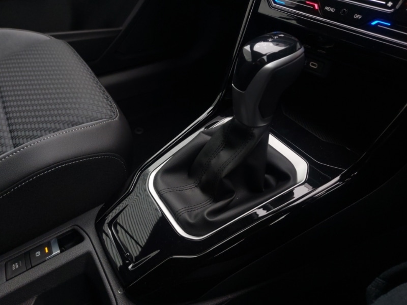 Used Volkswagen T-Roc 2025 for sale - 76583631: Photo 16