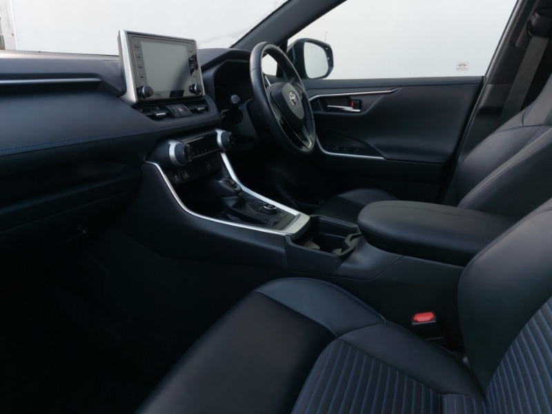 Used Toyota RAV4 2020 for sale - 76052322: Photo 5