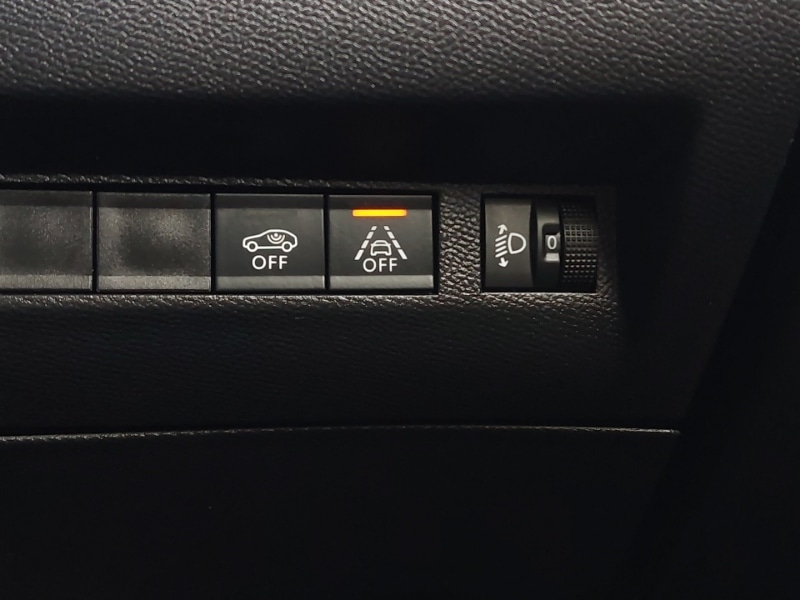 Used Peugeot 2008 2023 for sale - 78112877: Photo 16